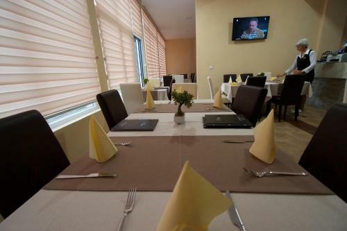 Hostal Guesthouse Eko Piva