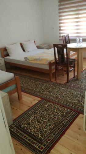 Hostal Rooms Lida