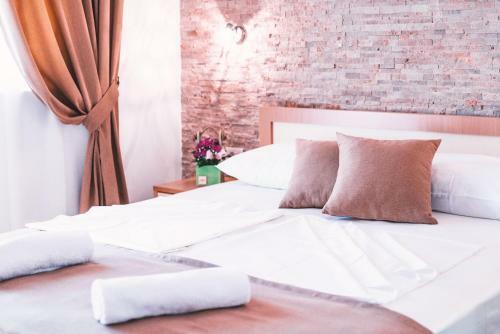 Hostal Guest House S-lux