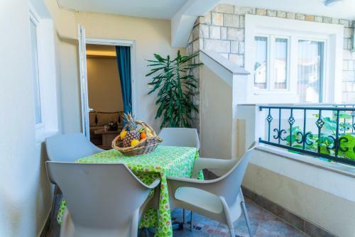 Hostal Guest House S-lux