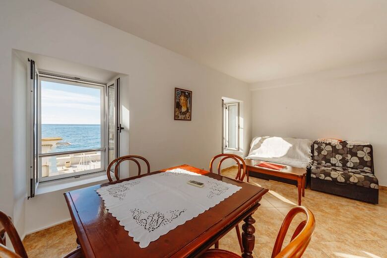 Apartments Lido Petrovac