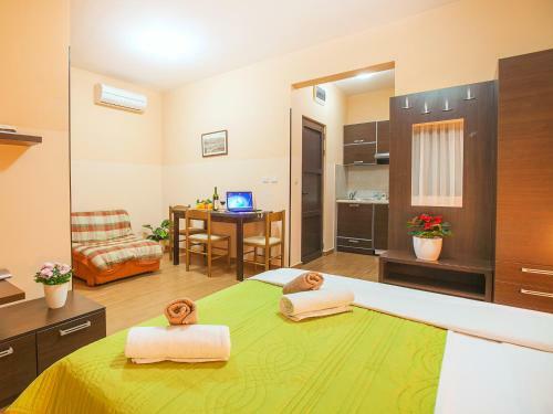 Apartments Elite Azur