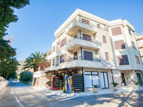 Apartments Elite Azur