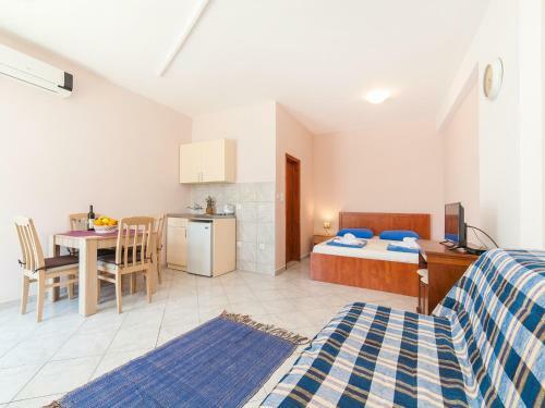 Hostal Apartments Vjera Petrovac