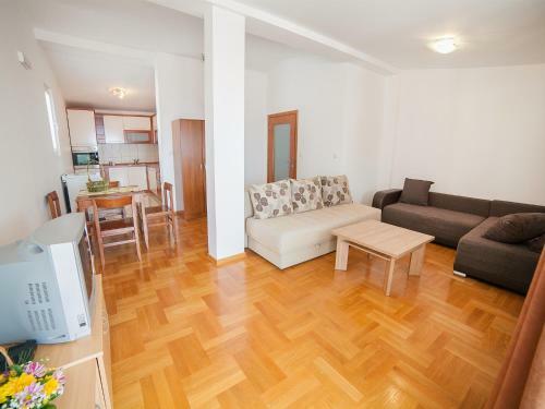 Apartments Ivan