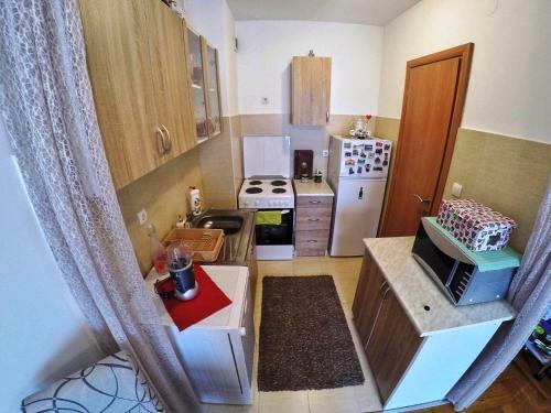 Cozy Near Center Apartment