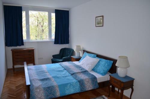 Nice Place - Newtown Apartment