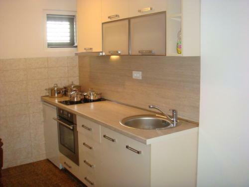 Hostal Guest House Dragovi?