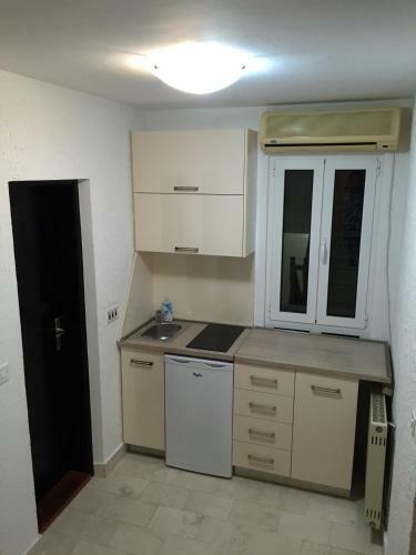 Hostal Guest House Dragovi?