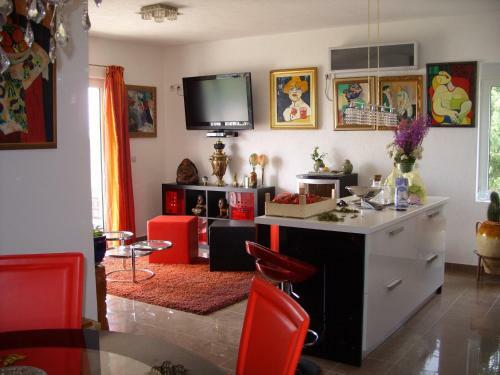 Apartments Tricot Gordana