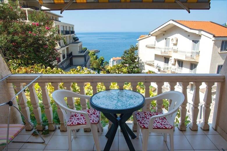 Apartments Lazar