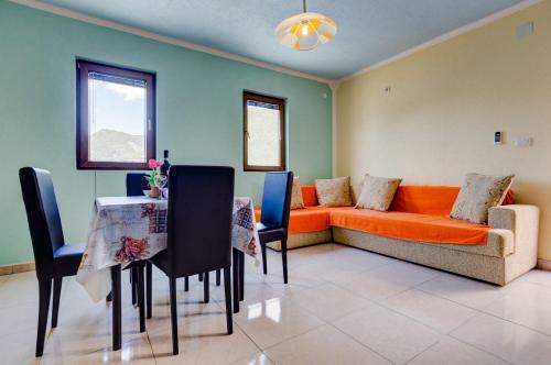 Sea Star Apartments