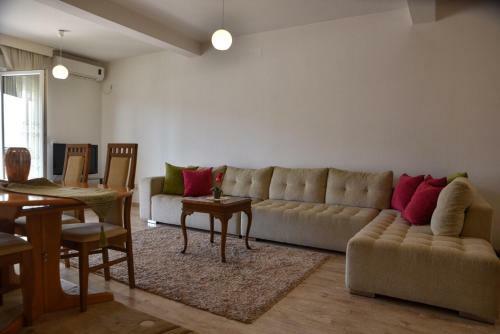 Hostal Guest House Casa Pineta