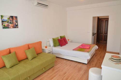 Hostal Guest House Casa Pineta
