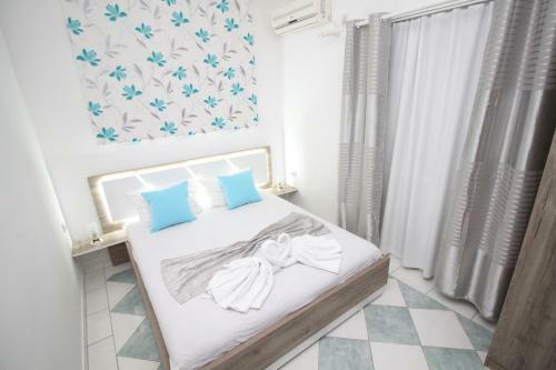 Hostal Apartments Cota Guesthouse