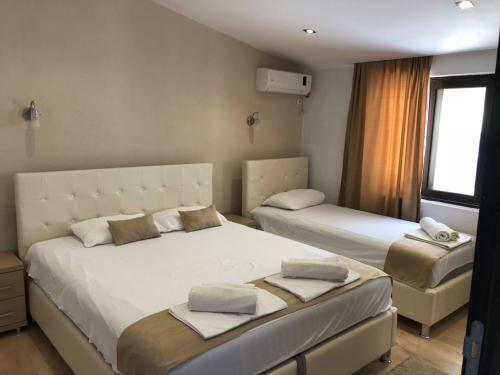 Days Inn Apartments