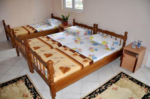 Apartments Perezaj