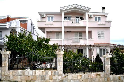 Apartments Perezaj