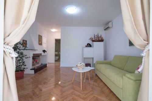 Apartments Captain's Villa