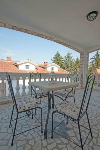 Apartments Captain's Villa