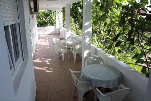 Apartmani Mia I Ana