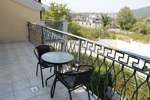 Holiday Home De Lux