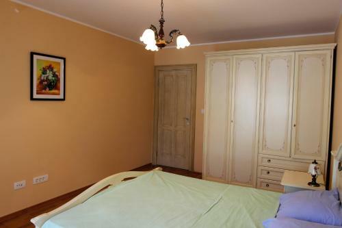 Holiday Home De Lux