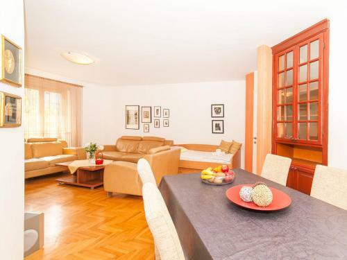 Apartment UNA