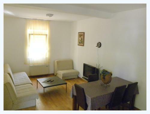 Hostal Guesthouse Maslina