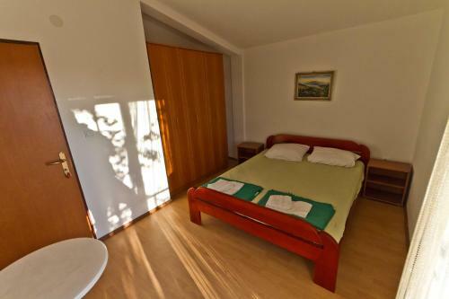 Hostal Apartments Marie