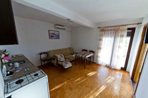 Hostal Apartments Marie