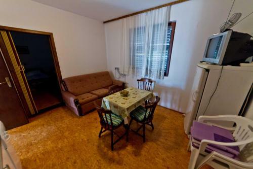 Hostal Apartments Marie