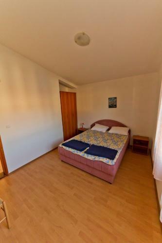 Hostal Apartments Marie
