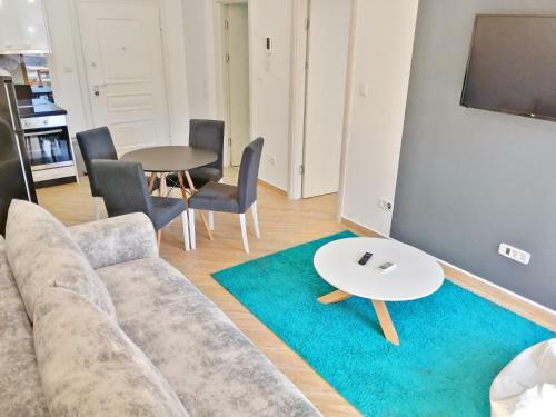Sea Breeze Lux Apartments