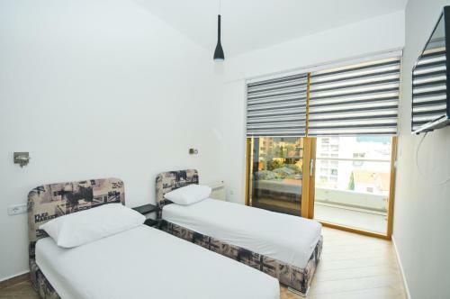 Sea Breeze Lux Apartments