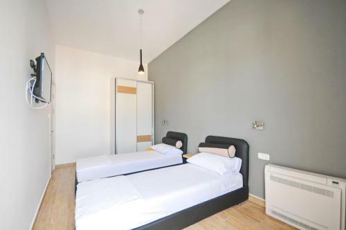 Sea Breeze Lux Apartments