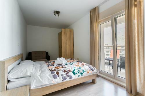Primus Apartments Impera