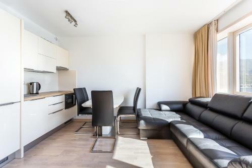 Primus Apartments Impera
