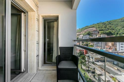 Primus Apartments Impera