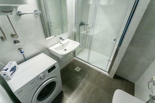 Primus Apartments Impera