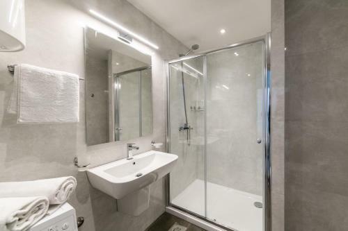 Primus Apartments Impera