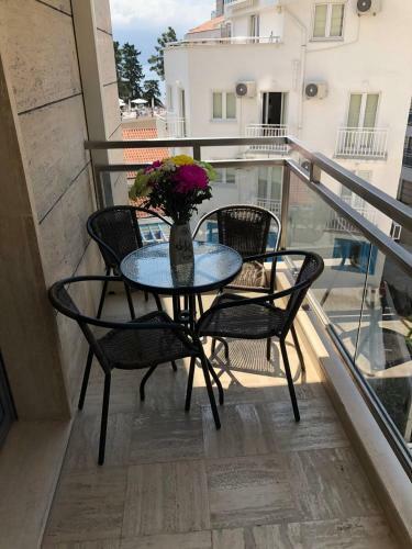 Luxury Fontana Apartments