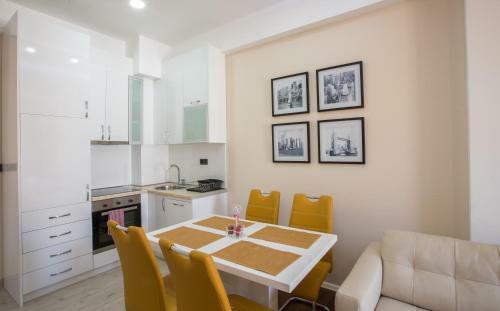 For You Lux Apartments