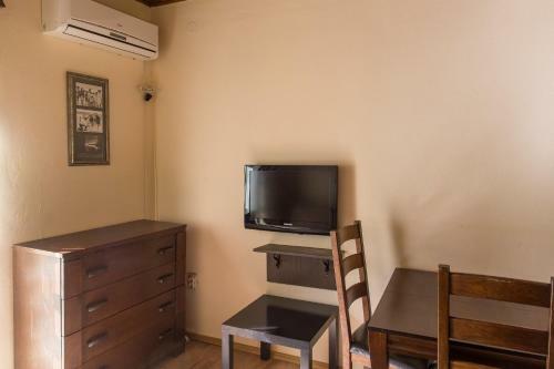 Hostal Apartments Kole