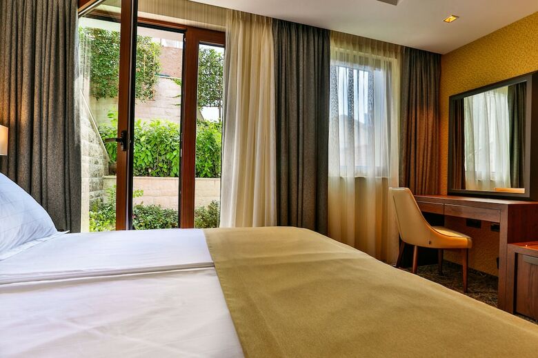 Hotel Zeta