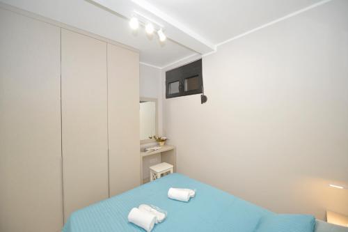 Apartment Line One