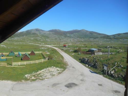 Bed & Breakfast Guest House Etno Village Milogora