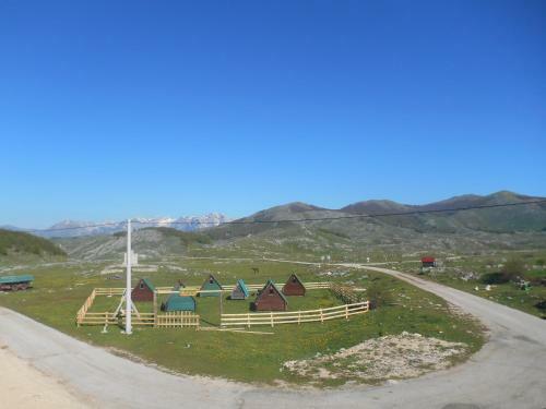 Bed & Breakfast Guest House Etno Village Milogora