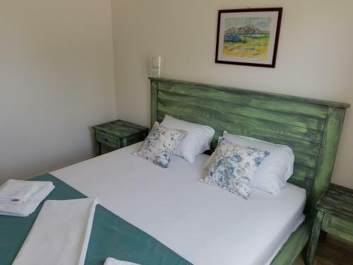 Riviera Inn Apartments
