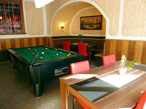Hostal Ferienhaus Sch�nblick